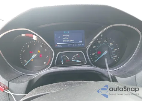 2013 Ford Focus Se z USA, uszkodzony, nr VIN 1FADP3F28DL168373